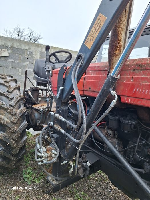 Vand încărcător frontal u650