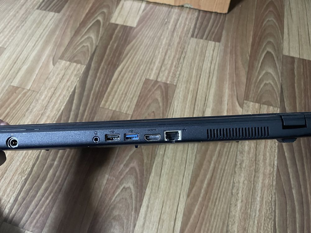 Ноутбук Acer 223 работает отлично
