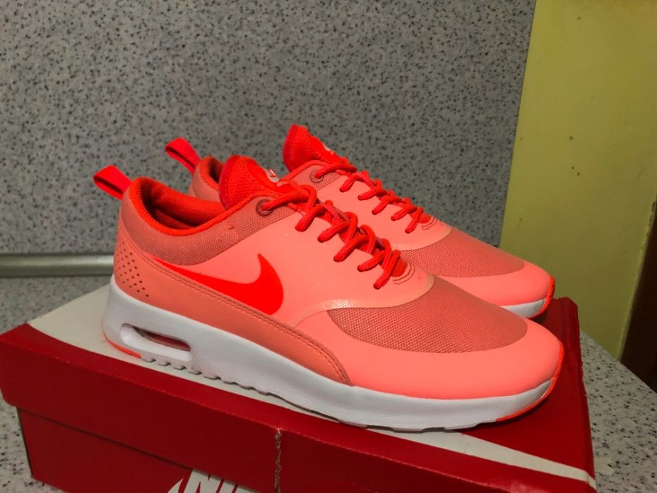 ОРИГИНАЛНИ *** Nike Air Max Thea Pink/Crimson/White