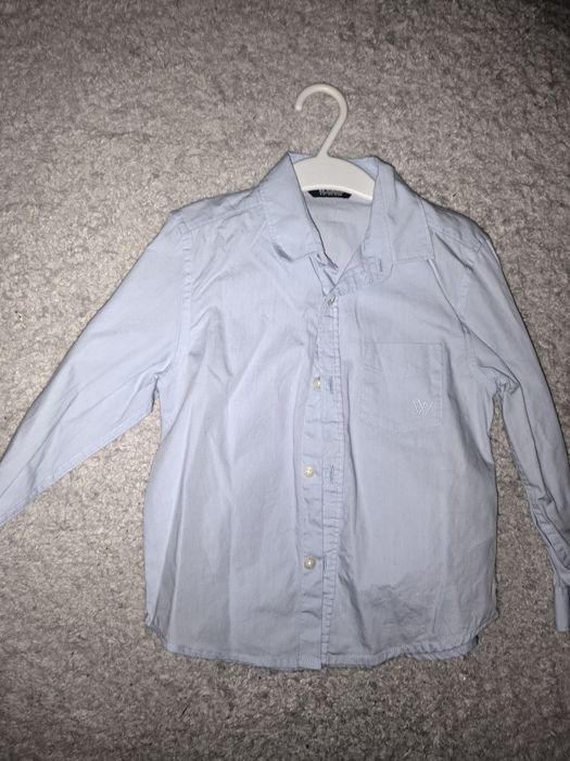 Vând lot cămăși băieți