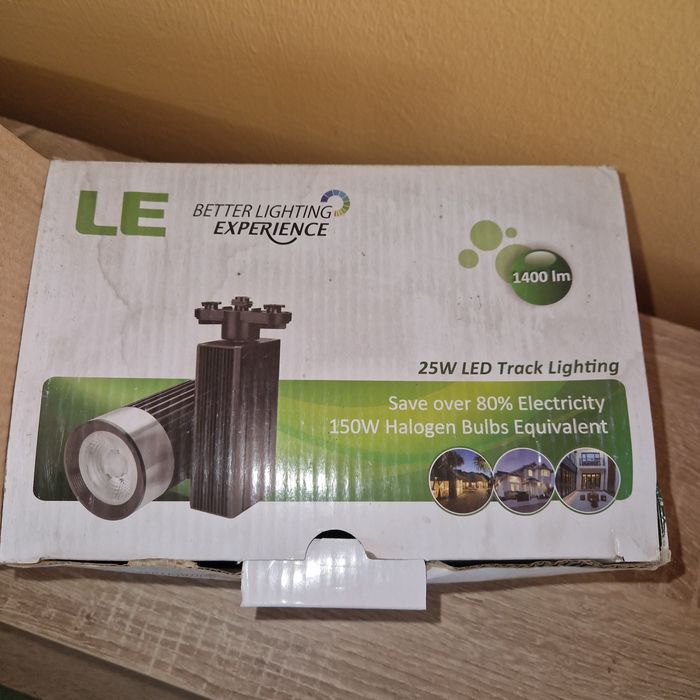 Lot proiectoare Led pentru magazine, acasă, office, etc