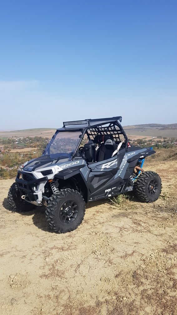 Polaris rzr xp 1000