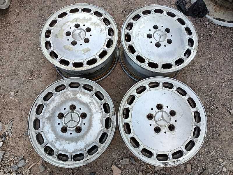 Продам разноширокие легкосплавные диски R15 на Мерседес 124