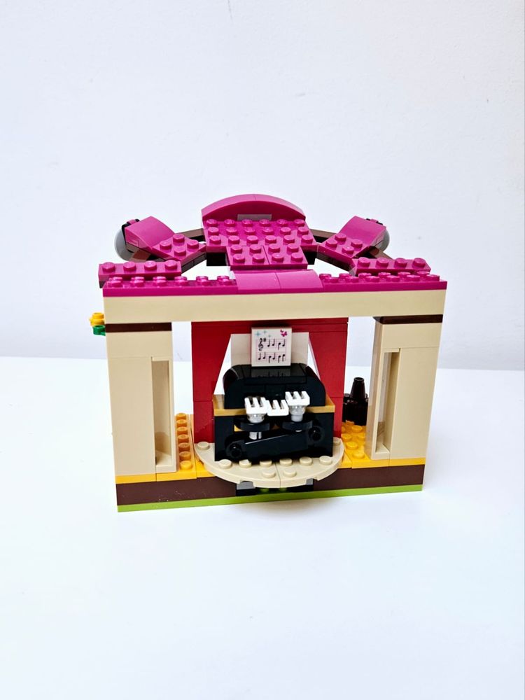 Lego Friends 41334 - Andreea’s Park Performance (2018)