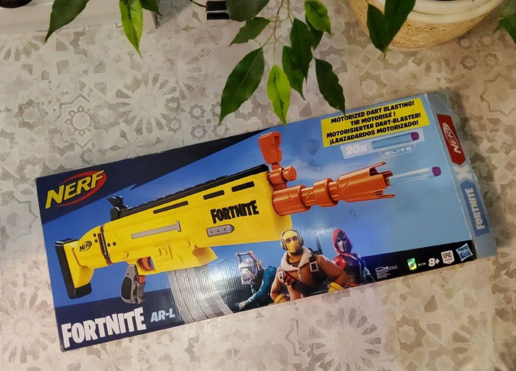 Бластер/ Nerf Fortnite AR-L