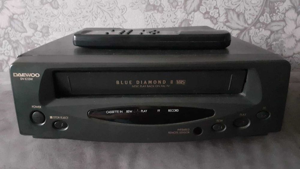Видеомагнитофон DAEWOO производство Корея
