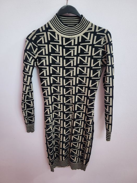 Дамска официална рокля