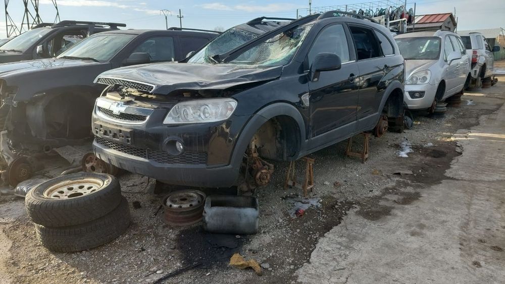 Dezmembram Chevrolet Captiva, 2.0 Diesel, an 2010