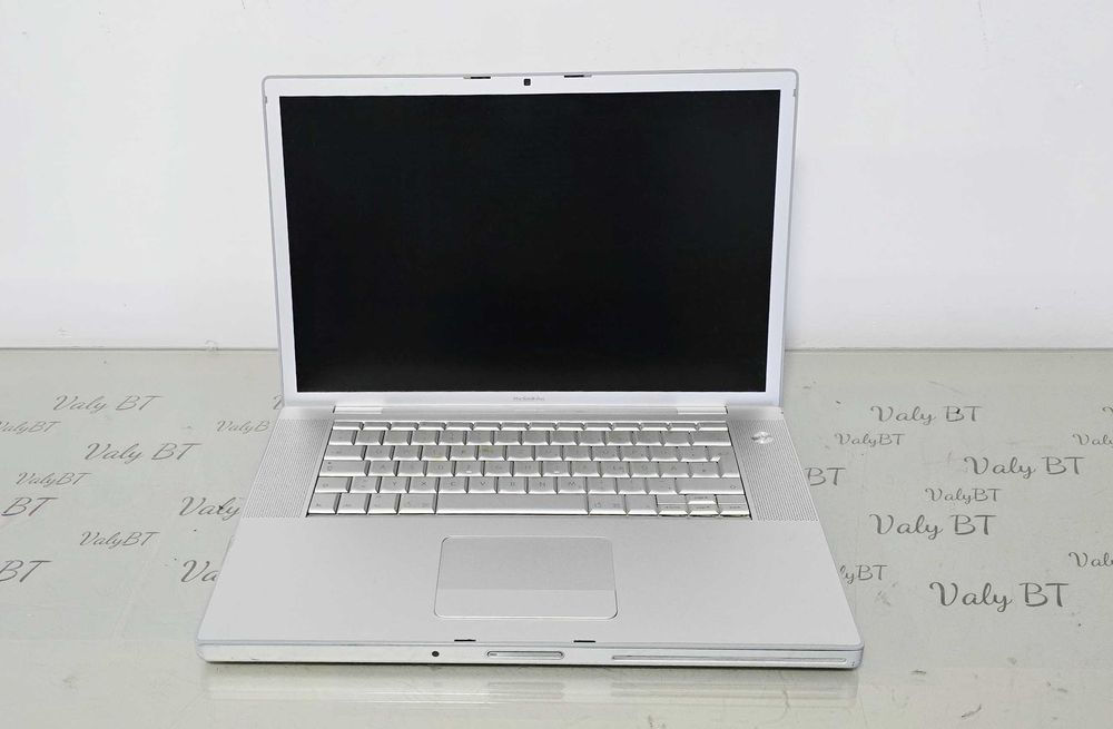 Laptop de colectie - Macbook Pro A1226 - 2007 - functional instalat