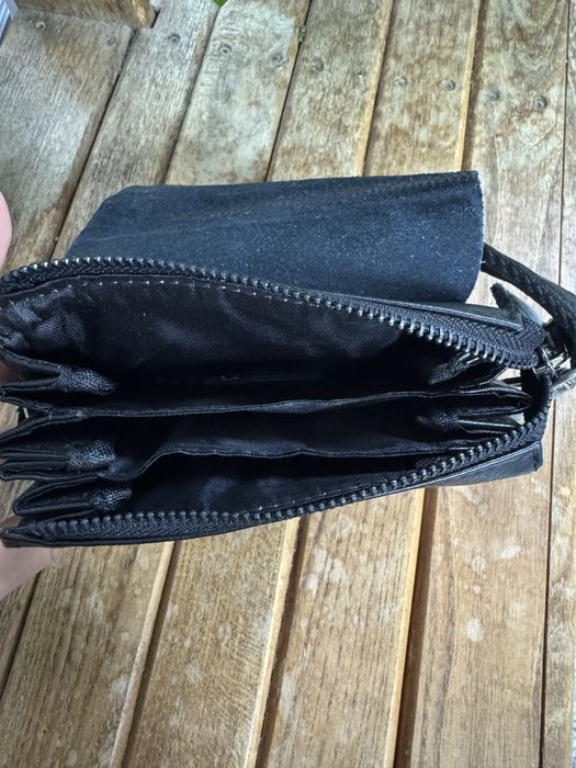 Мъжка черна чанта