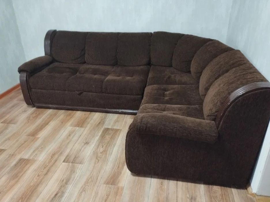 Диван угловой с креслом