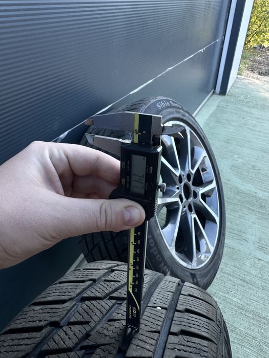 Roti BMW X5 F15 X6 F16 Jante R19 Anvelope Iarna 255/50/19 Inch BMW E70