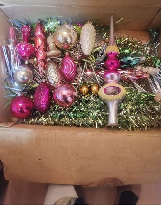 Отдам ёлочные игрушки бесплатно