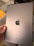 iPad 9th Gen 64GB A2602 + Logitech Combo Touch