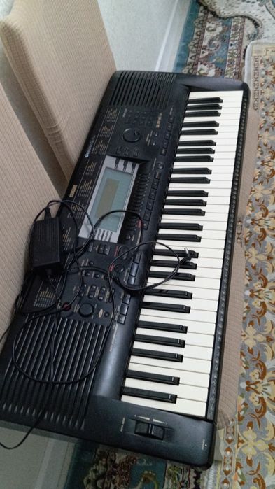 Yamaha PSR 630.      .