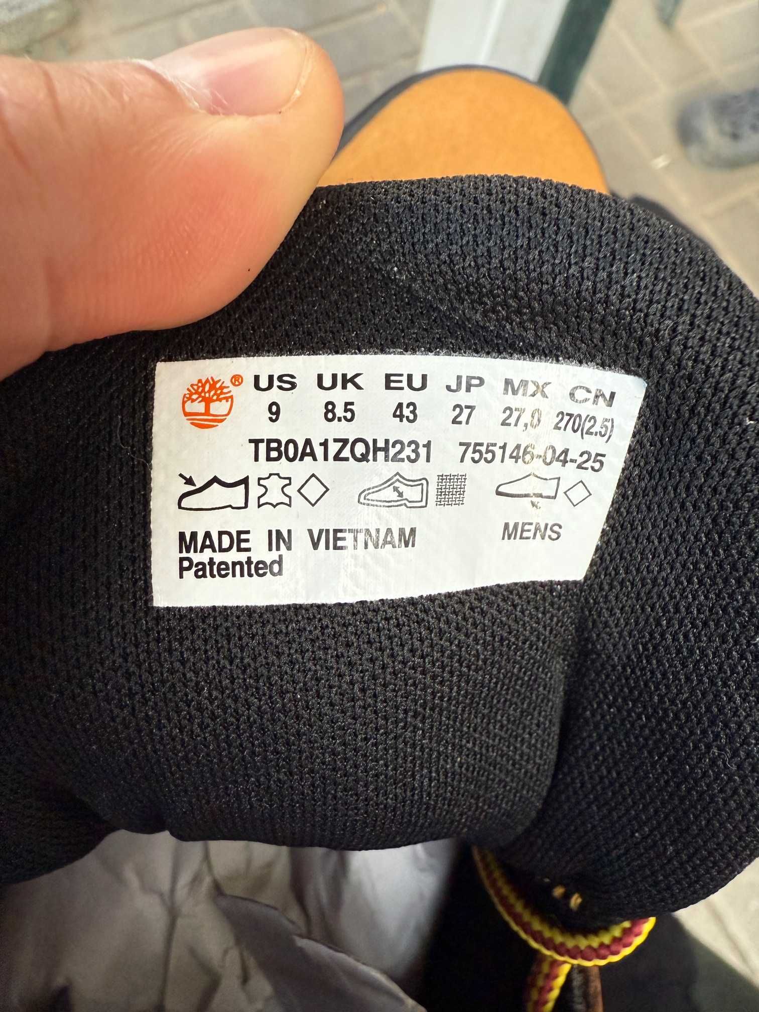 Bocanci noi Timberland marimea 43