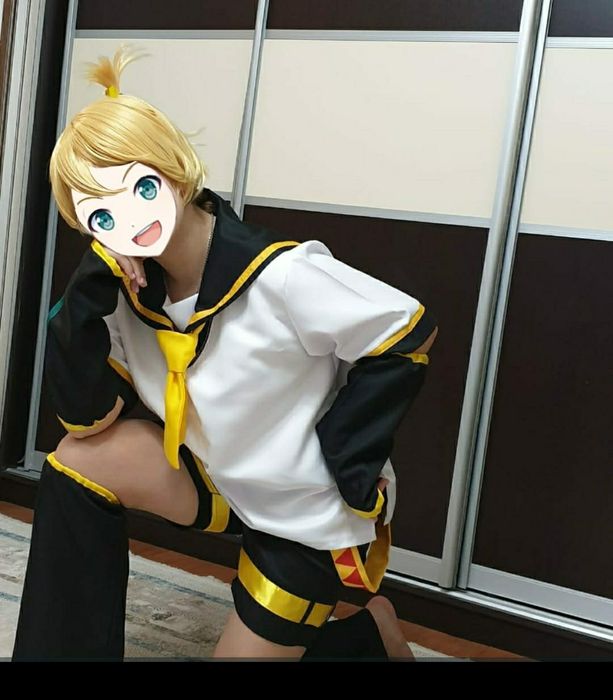 Костюм Кагаминэ Лен