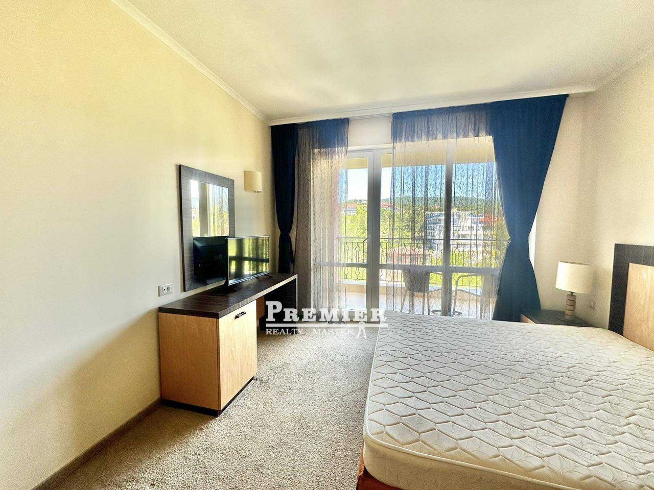 Продава се Едностаен апартамент в к.к. Слънчев бряг - 51 кв.м за 971 €/кв.м - Снимка #10