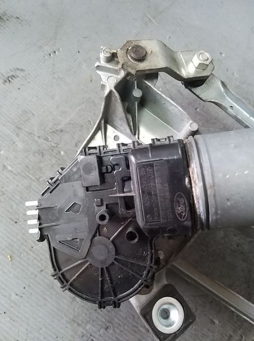 ansamblu motoras stergator  ford mondeo mk4 cu defect