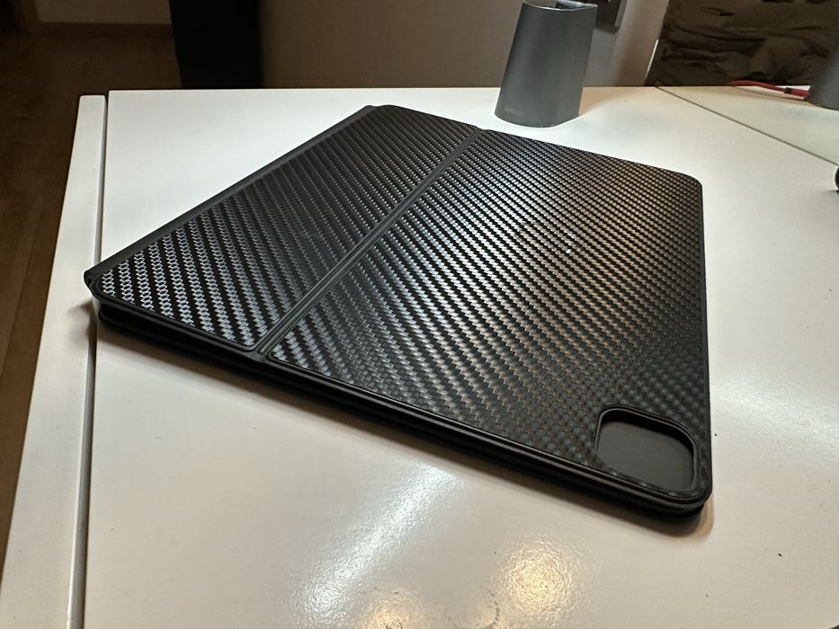 iPad pro magic keyboard (для 4 поколения Pro)