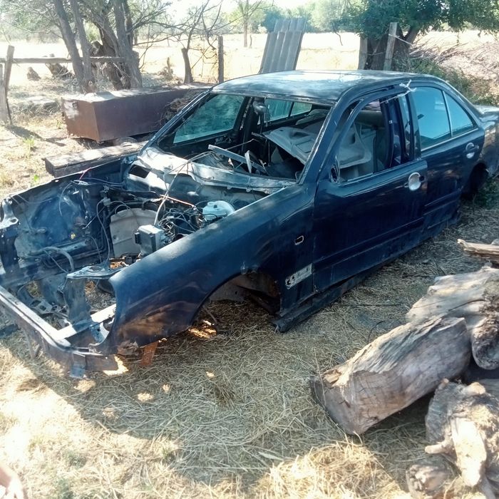 Мерс лупарик японец по запчастям или целиком