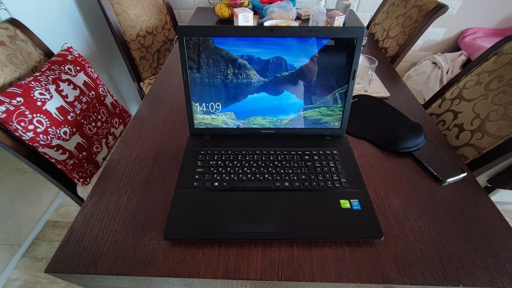 Лаптоп Lenovo G710 17.3 инча
