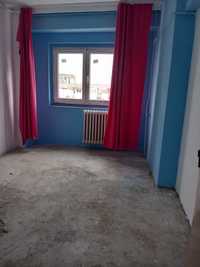 Apartament 3camere decomandat