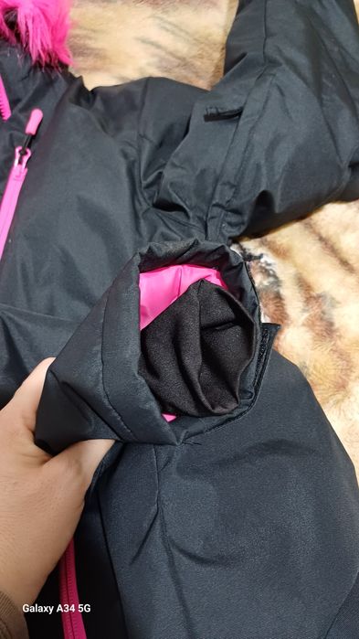 Geaca de iarnă pentru fete, ca noua!