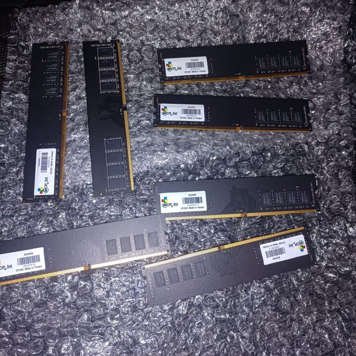 Продам оперативную память DDR4 8GB 2666MHZ MCPOINT