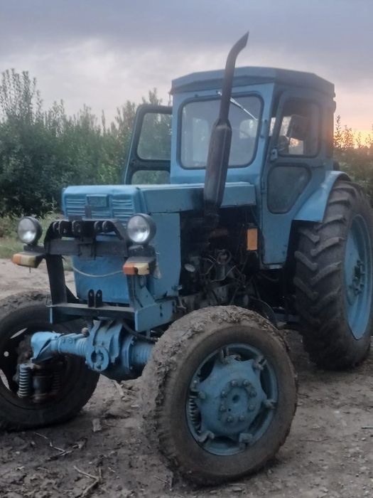 Продам тракто Т40
