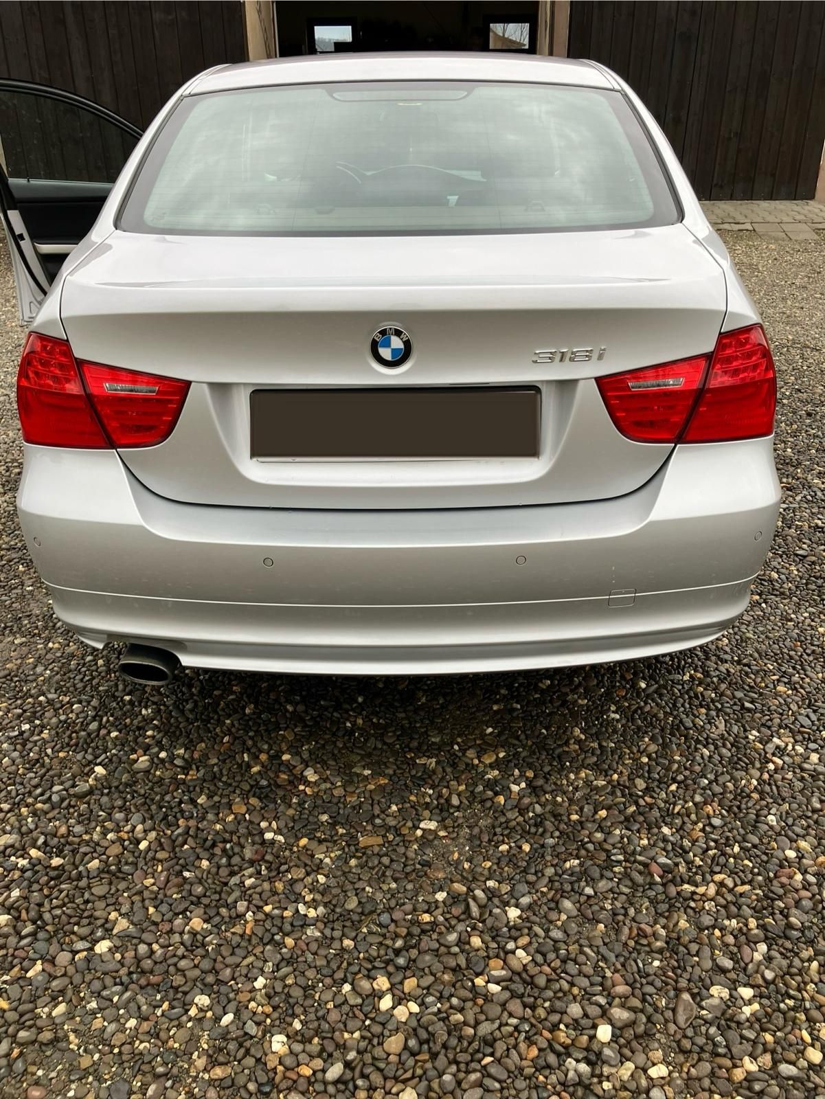 Vând BMW 318 i 2010, Euro 5