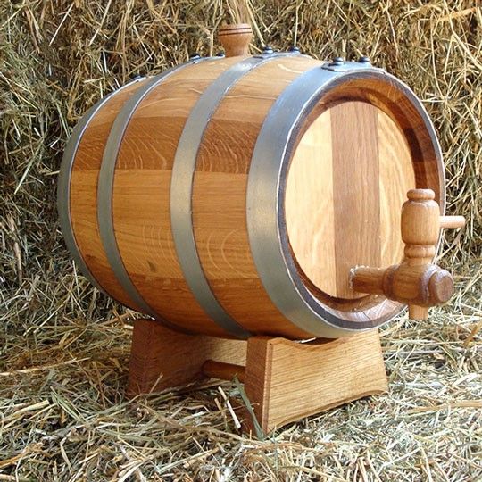 Butoaie lemn dud stejar salcam pentru vin si țuică etc