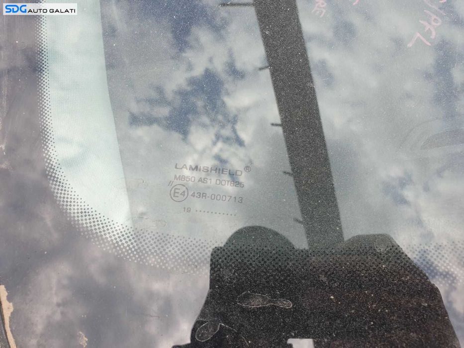 Parbriz Geam Sticla cu Senzor Ploaie Lumini si Incalzire Degivrare Skoda Octavia 3 2013 - 2017 [0342]