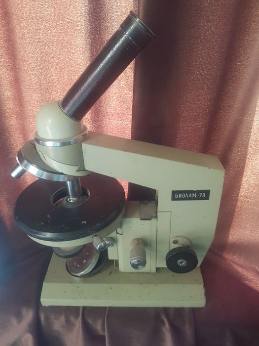 Продам микроскоп. Биолам 70