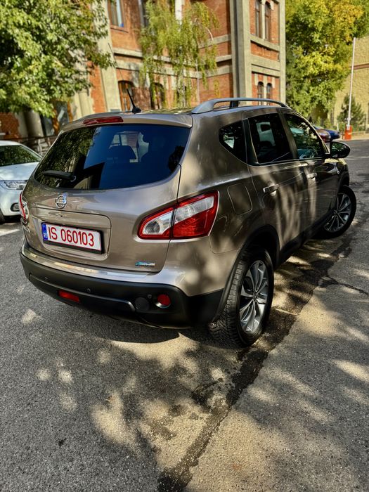 Nissan Qashqai 1.6 dCi Pure Drive Tekna, Bose