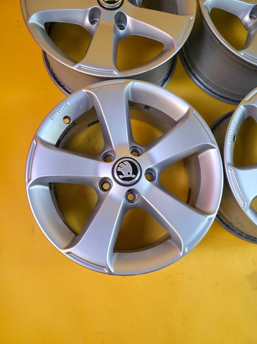 4 Jante Aliaj 5x112 16'' OEM Skoda Octavia Karoq Superb 6.5J ET 33