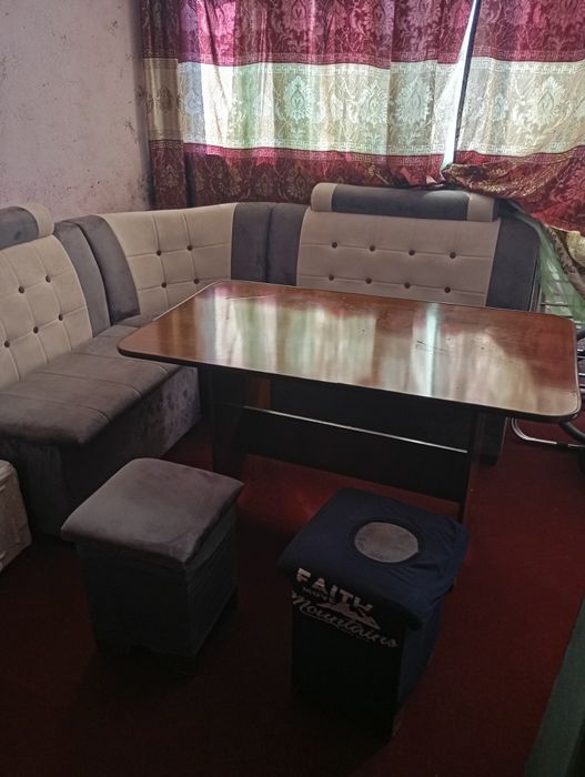 Кухонный уголок новый