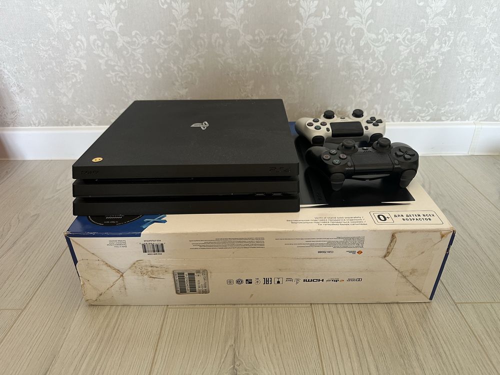 Продам Play Station 4 Pro