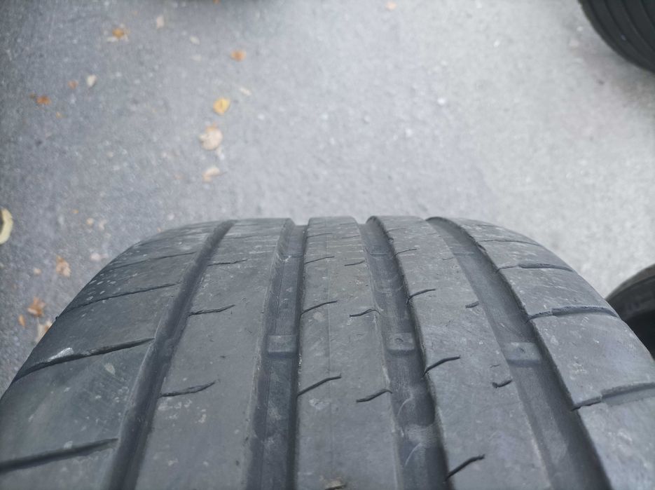 Продавам гуми BRIDGESTONE летни спорт пакет 275/30RZ20 и 245/35RZ20