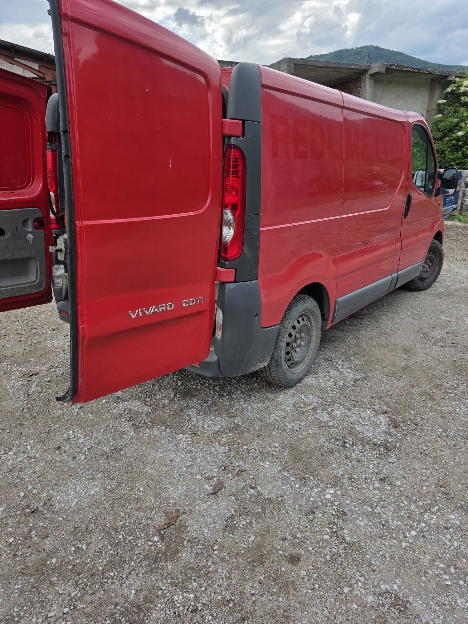 Open vivaro 2.0 (vauxhall)