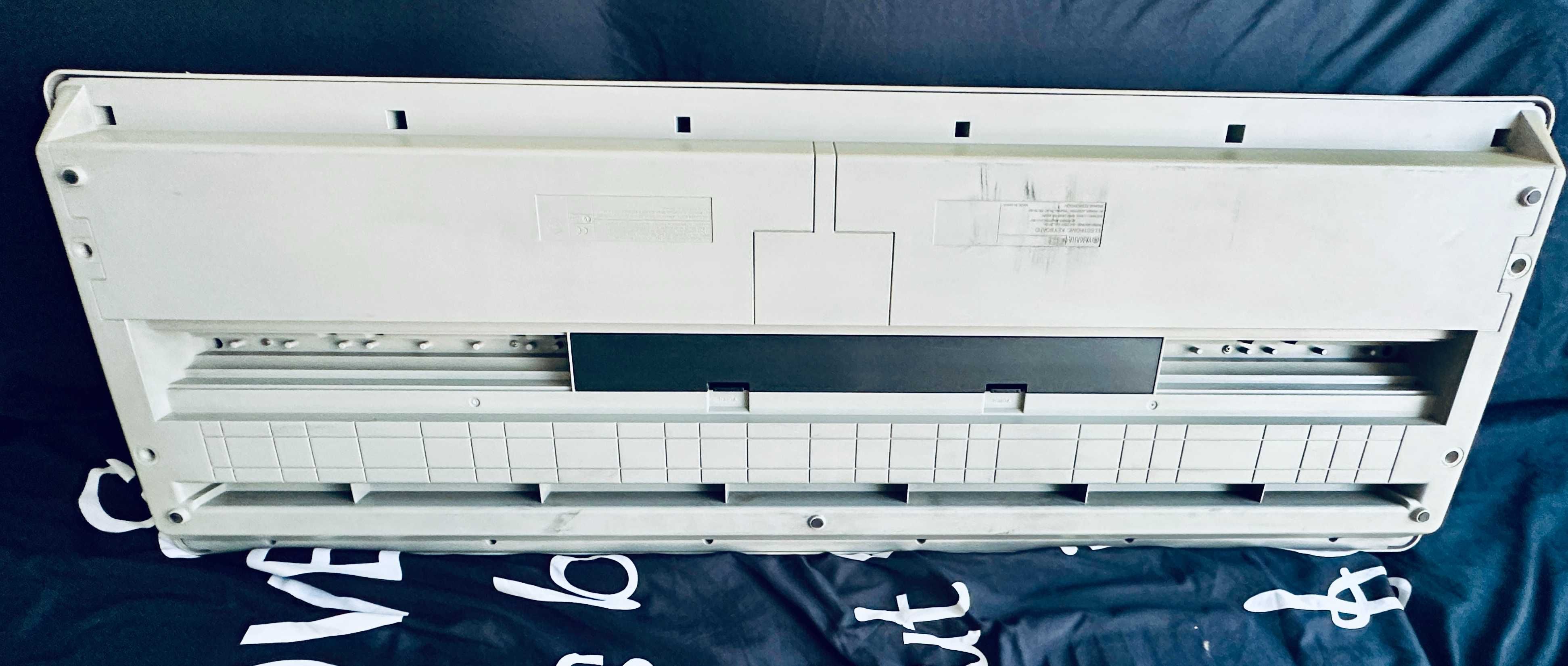 Синтезатор YAMAHA DGH-202