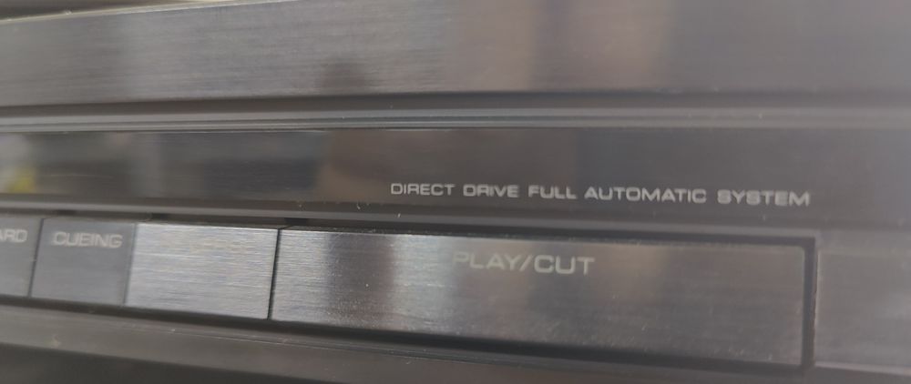 Kenwood P-83 direct drive full automatic  turntable
