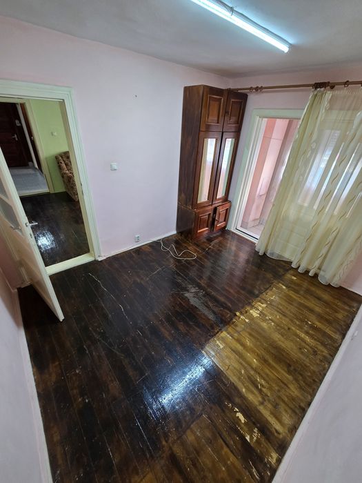 Vând apartament Alesd