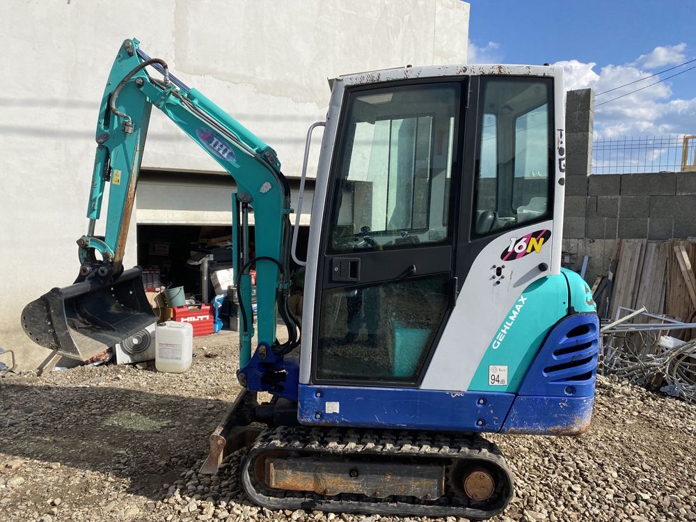 Inchiriem sau executam lucrari cu miniexcavator si buldoexcavator