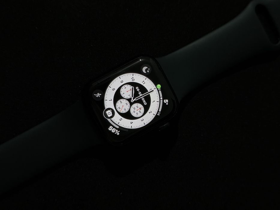Vand Apple Watch SE Gen 2 2024