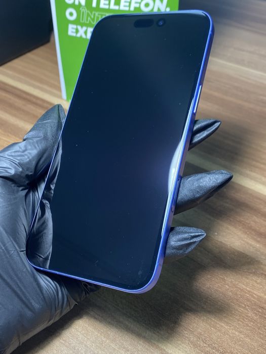 iPhone 16 Plus • 128 GB • Ultramarine