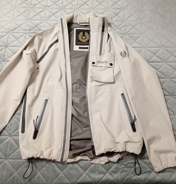 Geaca Belstaff noua
