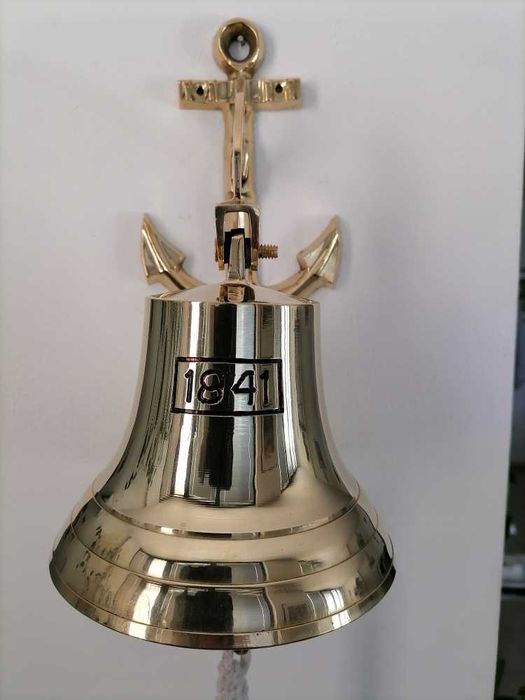 Корабна камбана месинг,със закачалка котва и въже 1841