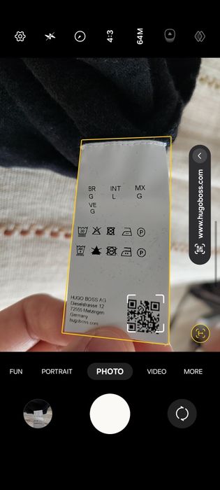 Черен пуловер/блуза Hugo Boss S