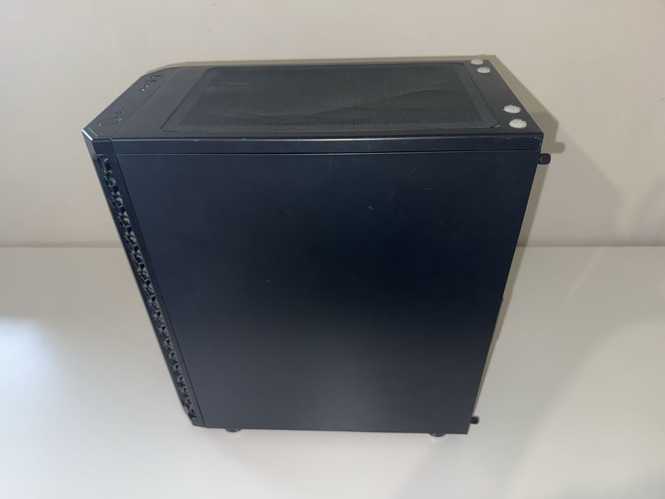 Carcasa pc utilizata